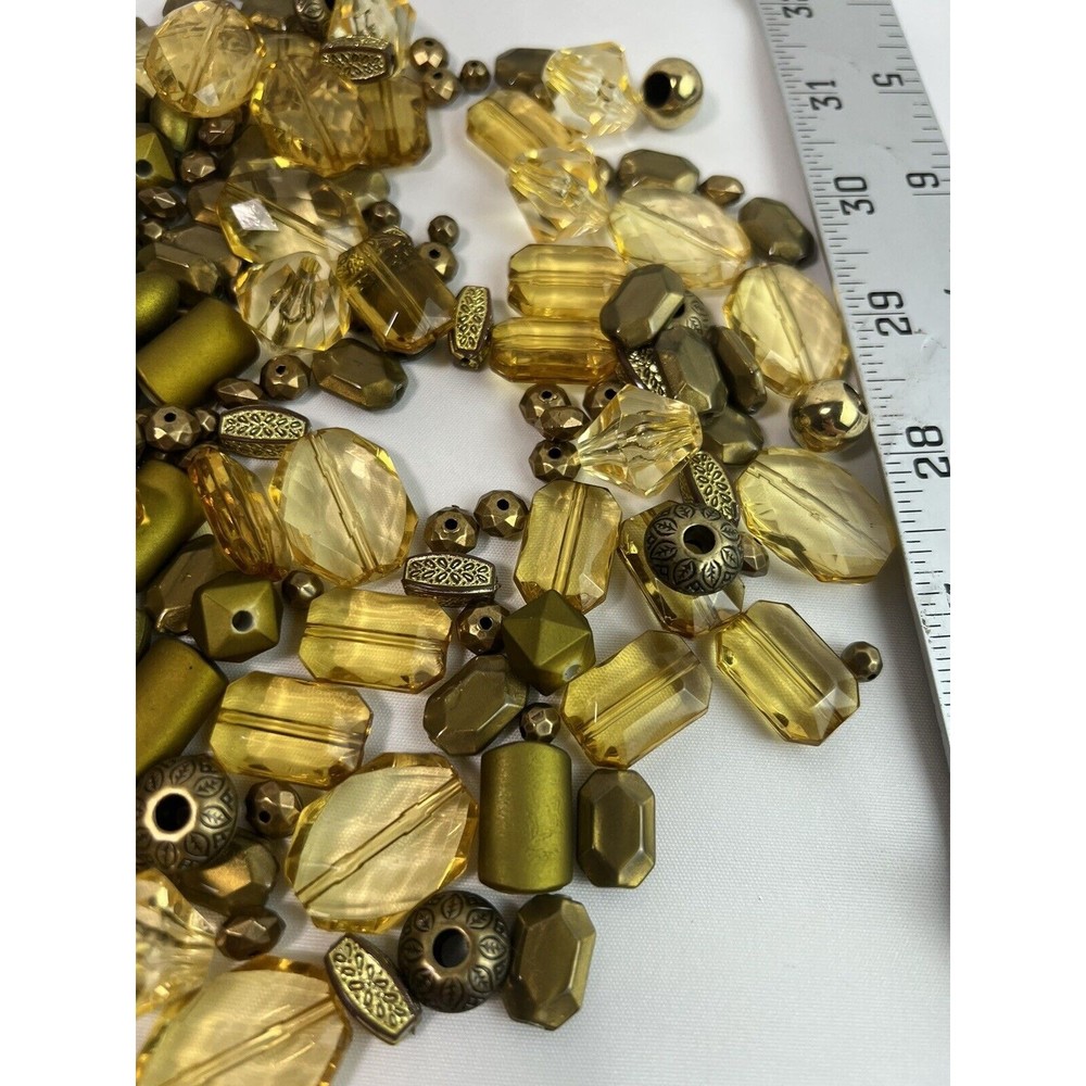 ASSORTED GOLDTONE/MOSS PLASTIC BEADS-100+BEADS -GREAT FOR JEWELRY DESIGNERS!!!! - Picture 7 of 8